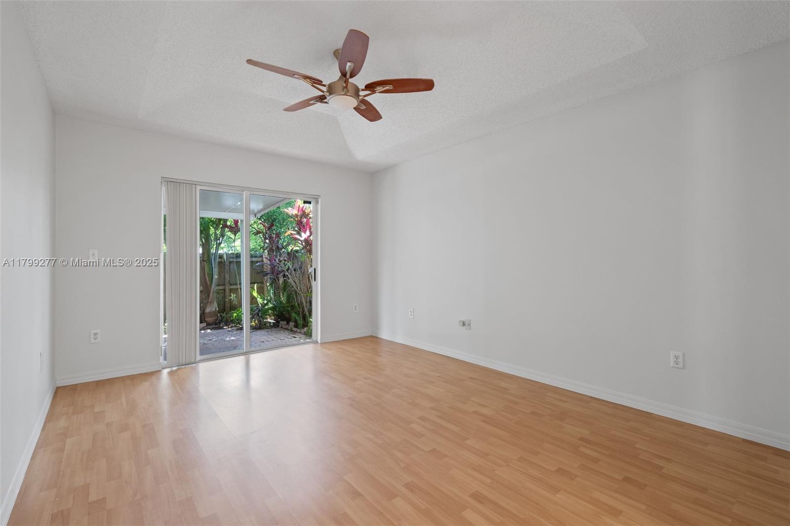 BRIGHTONS MEADOW TRACE - Residential