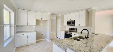 Single Family Residence in Miramar FL 16201 23rd St St 12.jpg