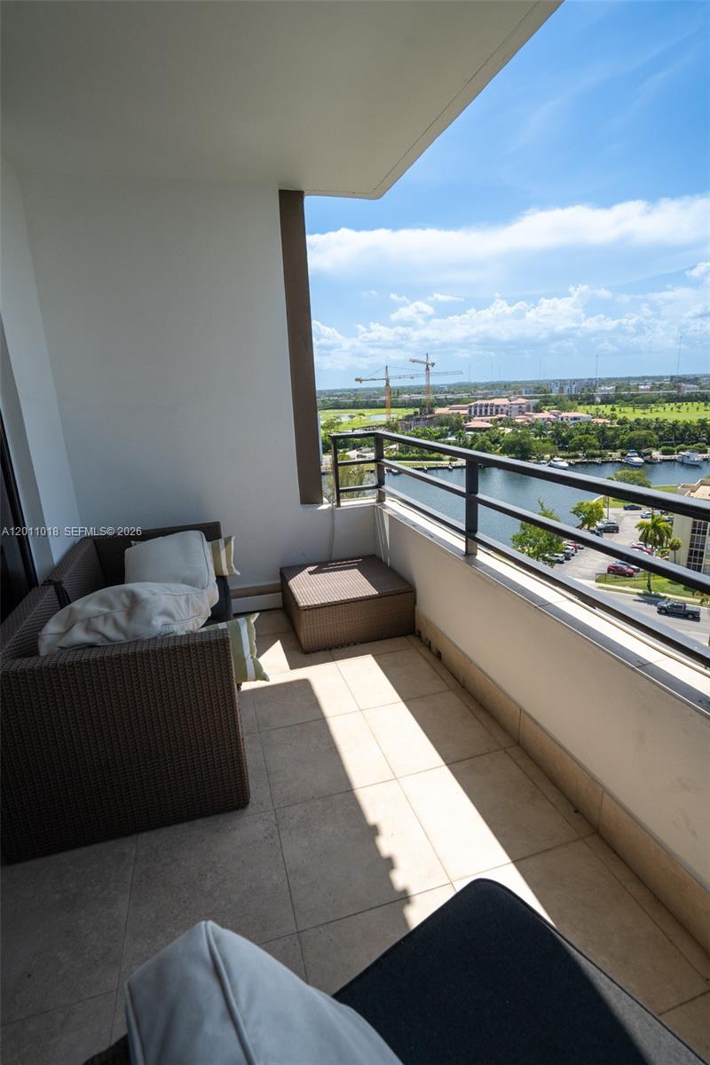 OLYMPUS CONDO PHASE - Residential