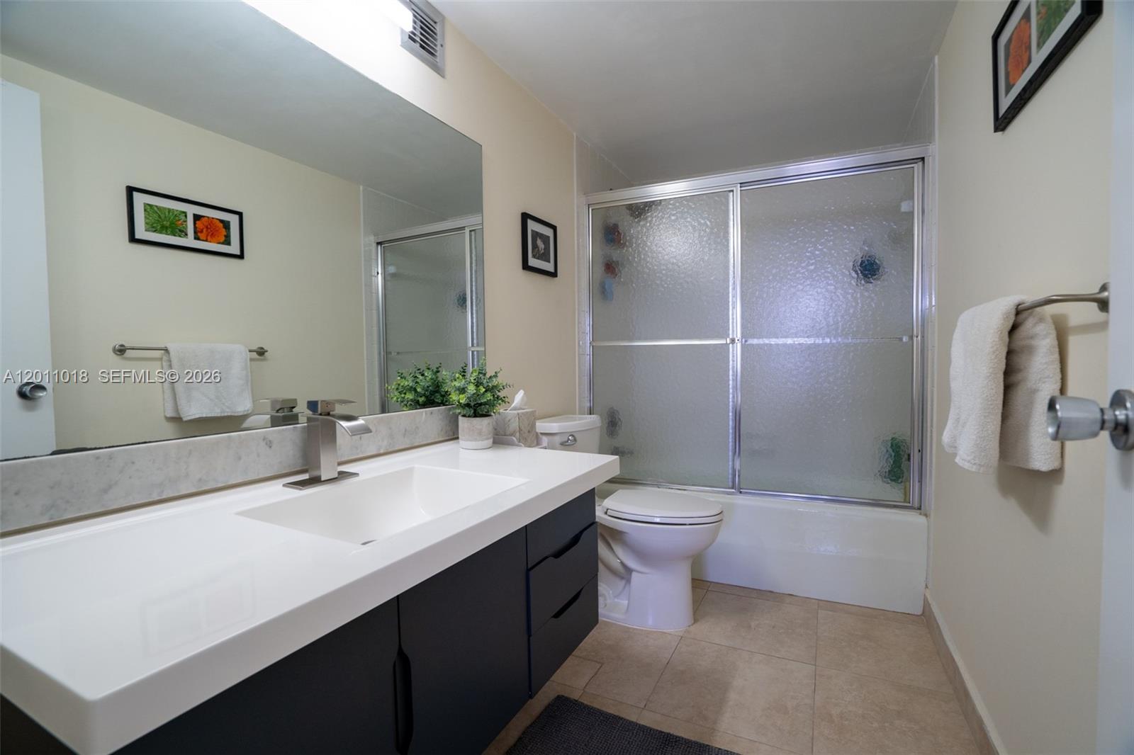 OLYMPUS CONDO PHASE - Residential