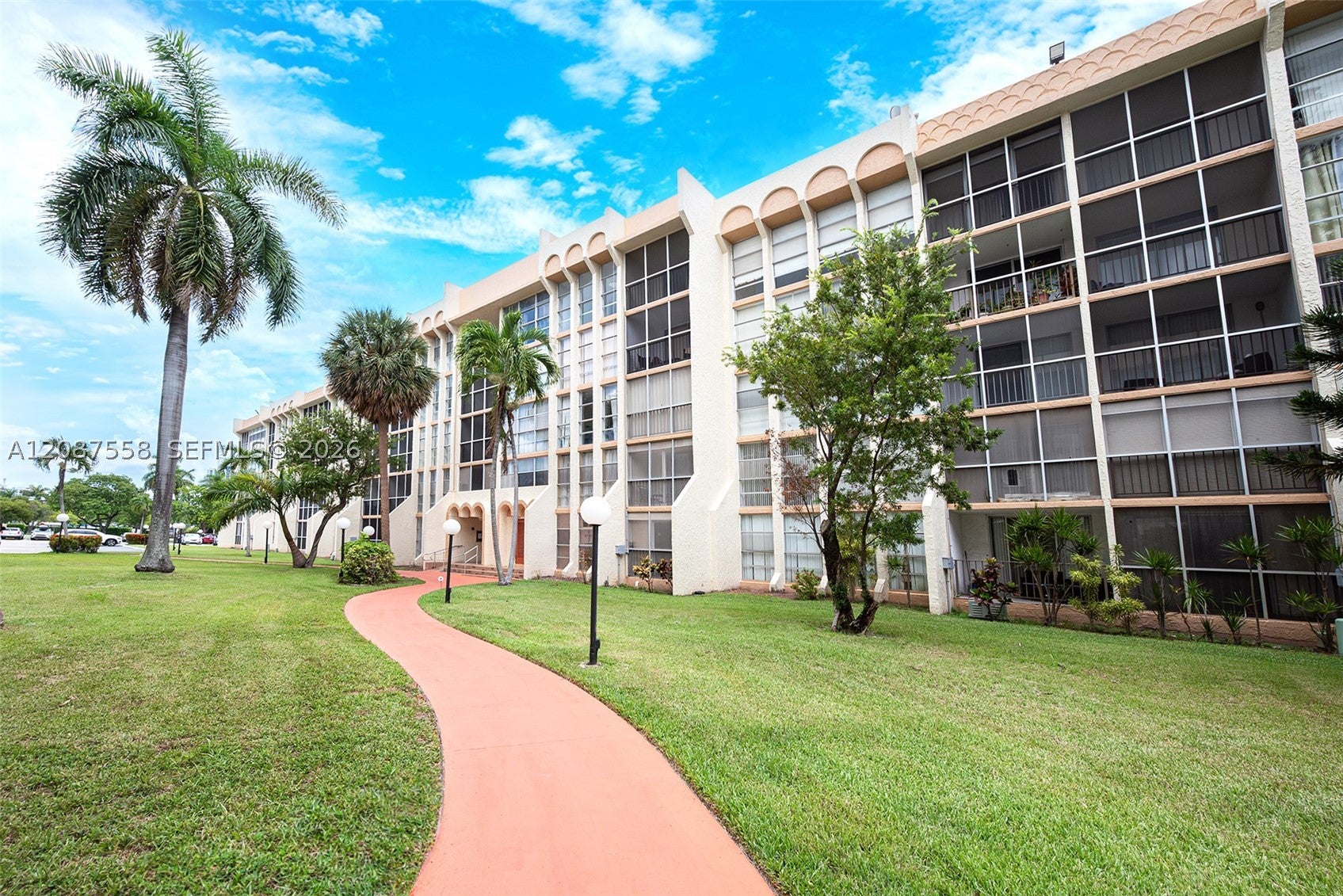 501 Three Islands Blvd 514