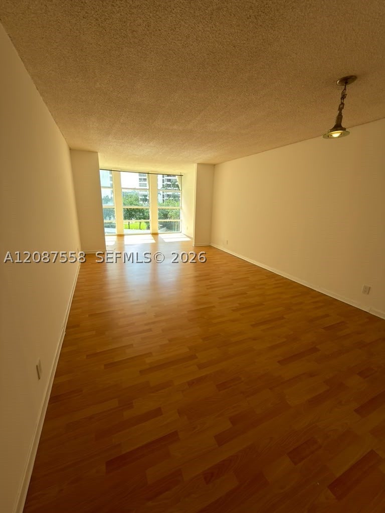 501 Three Islands Blvd 514