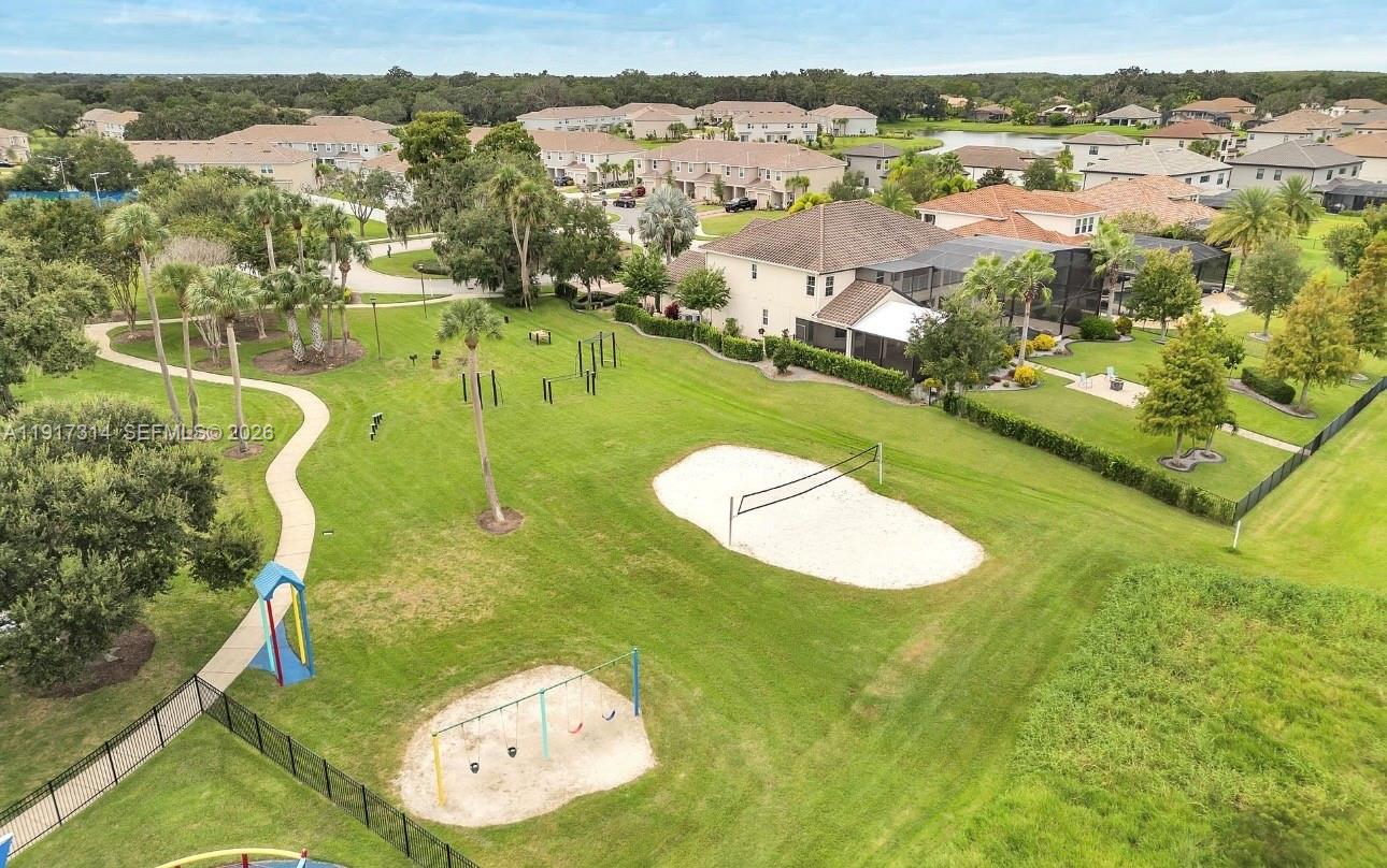 BELLALAGO POD G TOWNHOMES - Residential