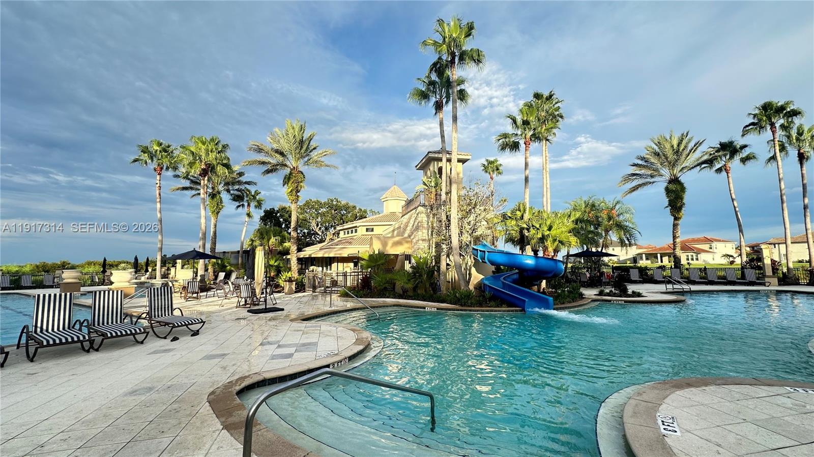 BELLALAGO POD G TOWNHOMES - Residential