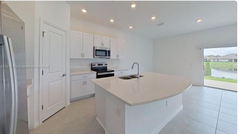 BELLALAGO POD G TOWNHOMES - Residential