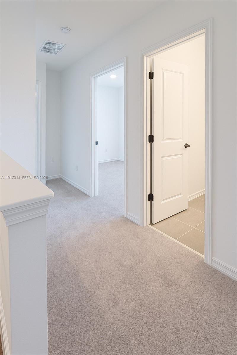 BELLALAGO POD G TOWNHOMES - Residential