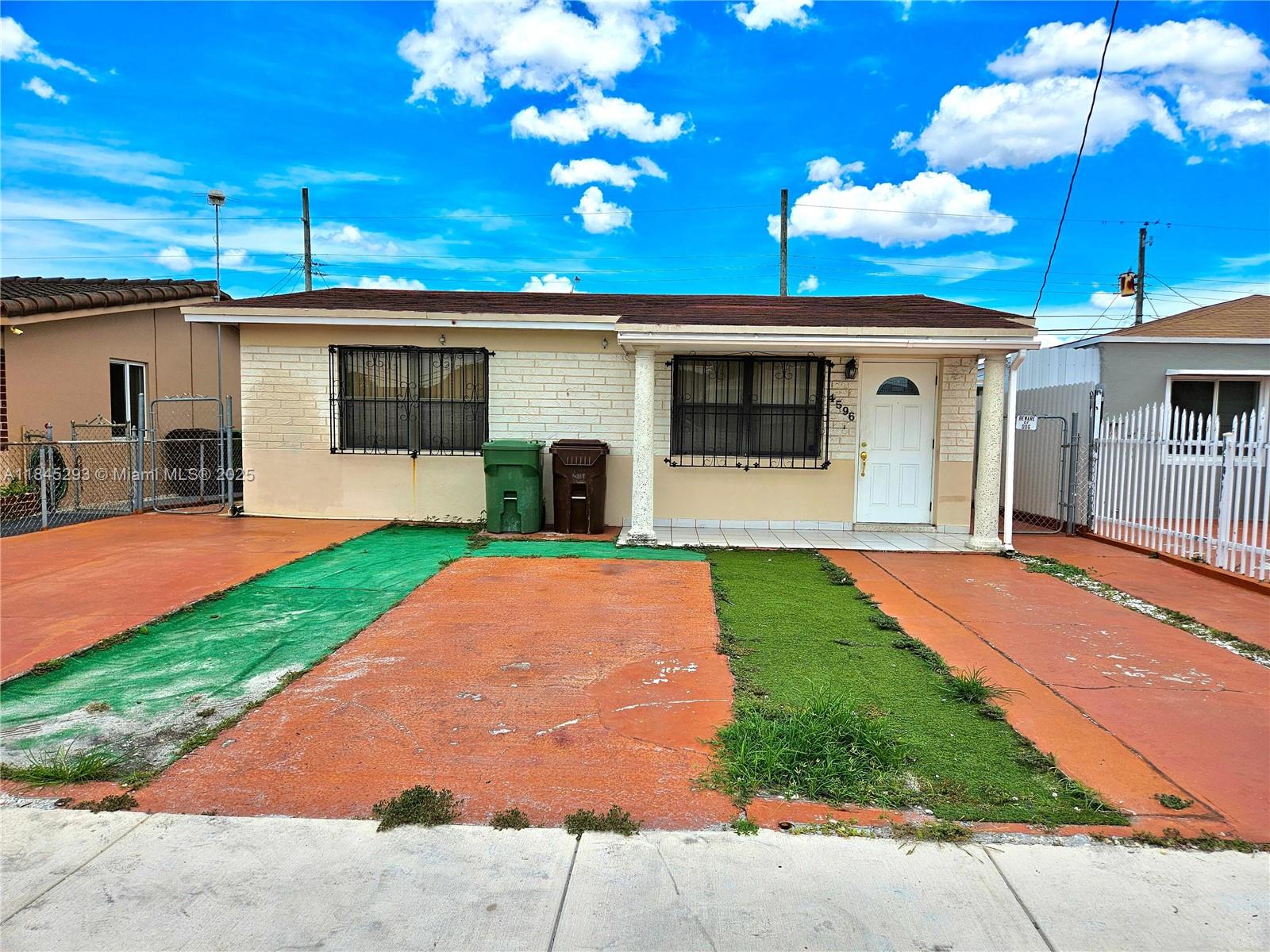 Spacious and well-maintained 2 bed / 1 bath home in central Hialeah. Convenient location, close to shops and major roads.