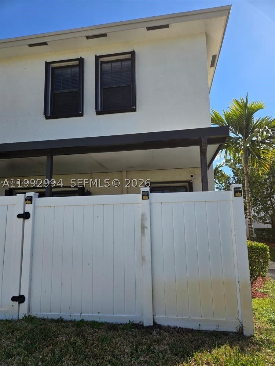 1166 SW 7th Ave