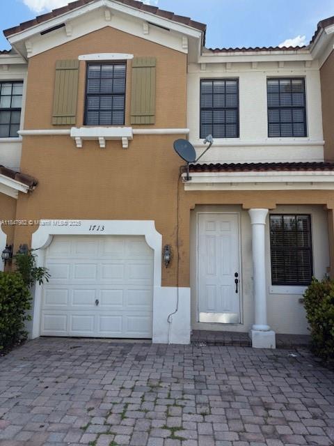 Spacious 3-bedroom, 2.5-bath townhome located in a quiet and convenient area of Port St. Lucie. This well-maintained home offers a bright open floor plan, tile flooring on the main level, and laminate flooring upstairs. The kitchen features appliances and ample cabinet space, perfect for everyday living. The primary suite includes a walk-in closet and a private bath with dual sinks. Washer and dryer included. Conveniently located just minutes from I-95, and situated behind Walmart, Sam’s Club, and a variety of shopping, dining, and schools. Quick approval—move-in ready!