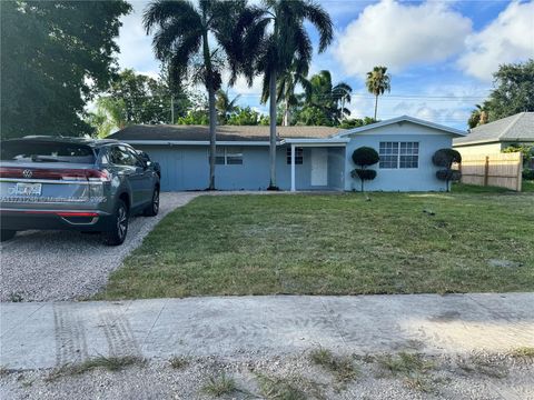 4381 Purdy Ln West Palm Beach FL 33406