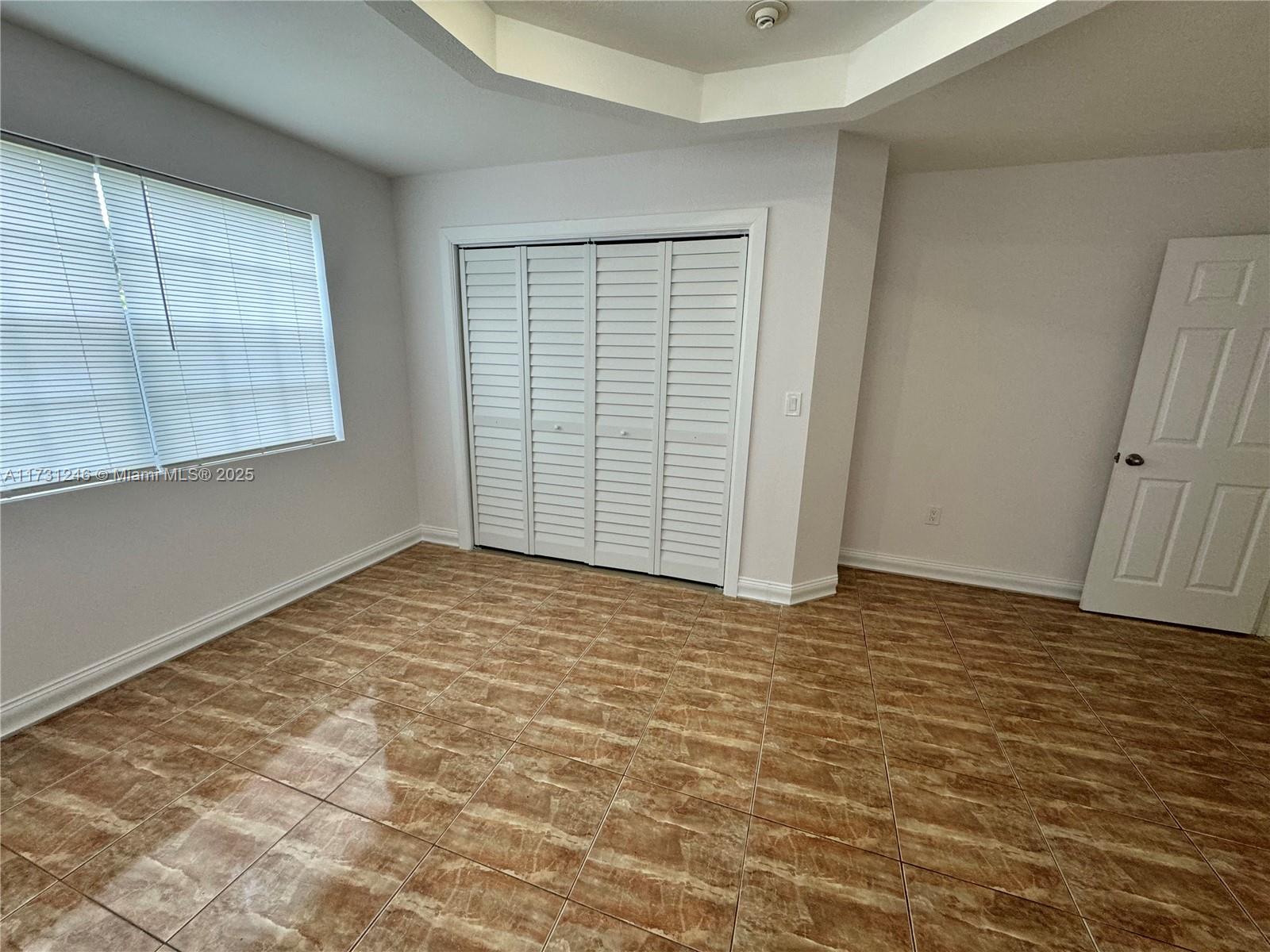 ACACIA VILLA - Residential Income