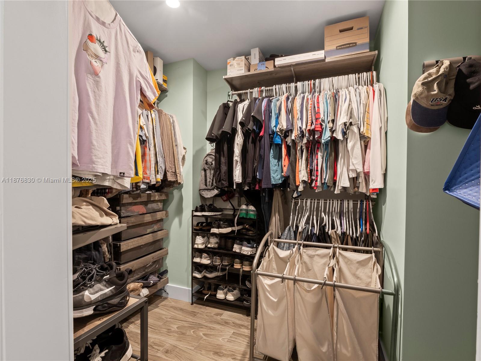 KENDALE SEC 1 - Residential