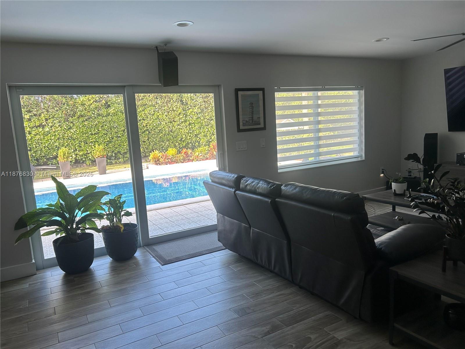 KENDALE SEC 1 - Residential