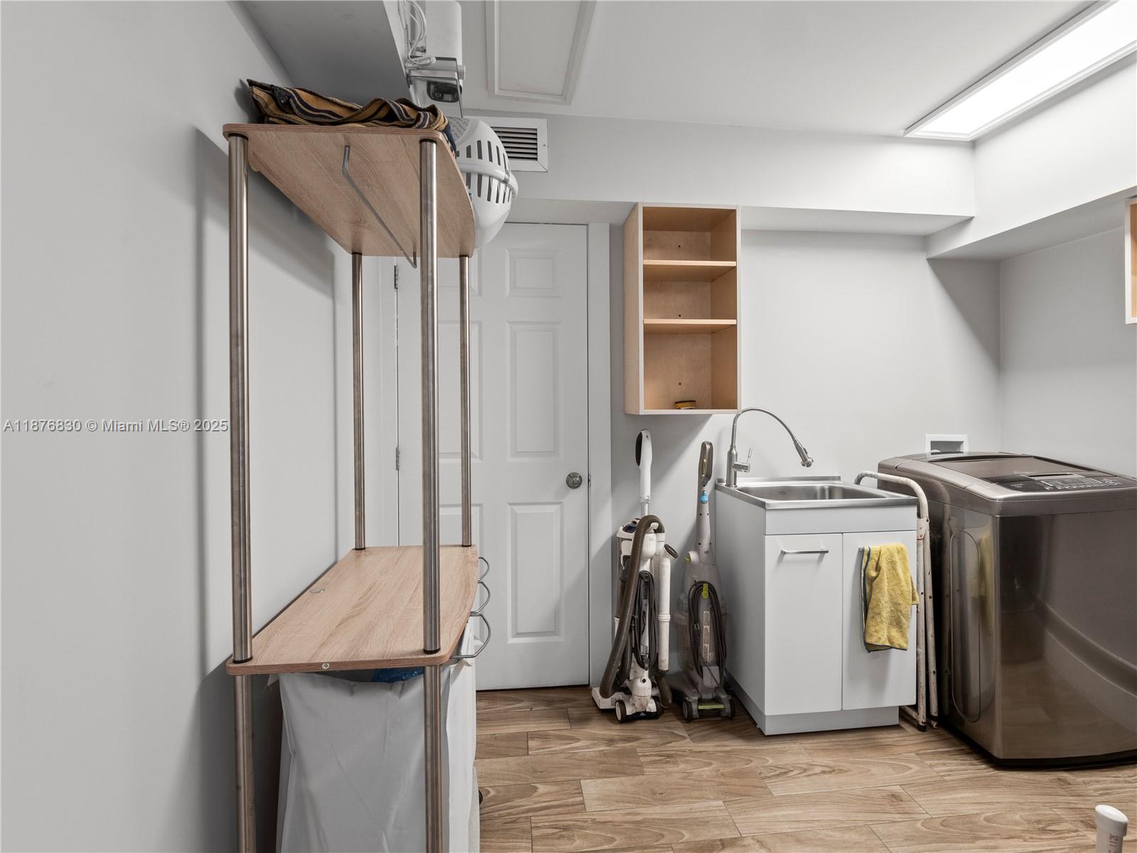 KENDALE SEC 1 - Residential