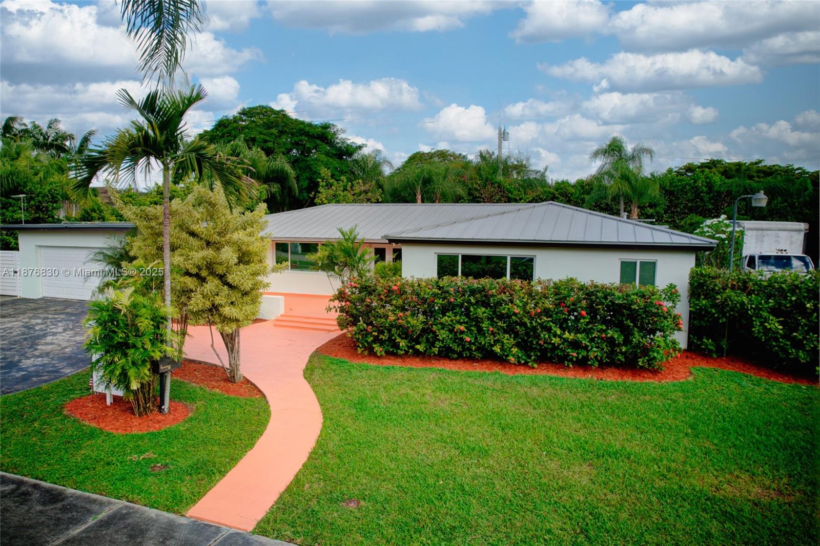 KENDALE SEC 1 - Residential