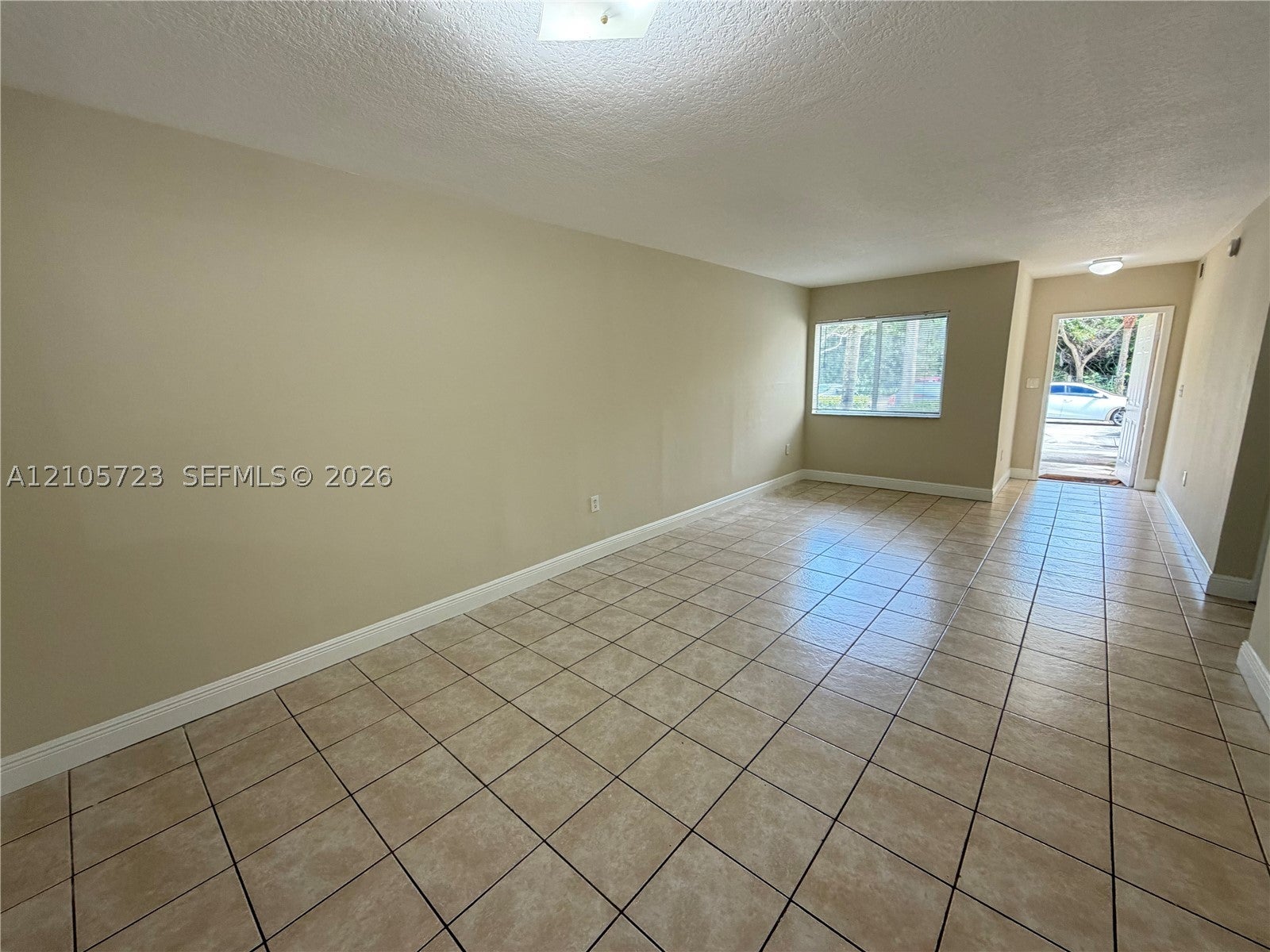 4785 SW 62nd Ave 102