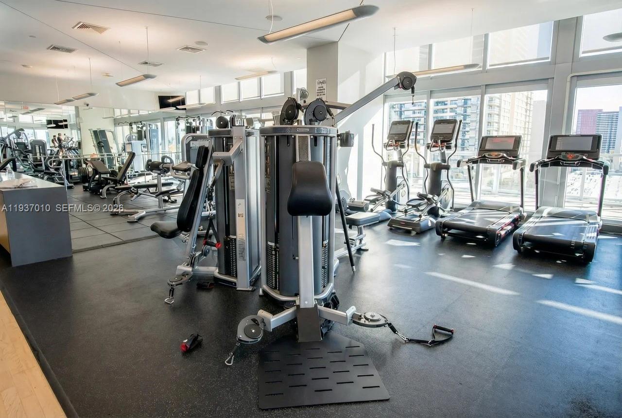 THE AXIS ON BRICKELL II C - Residential