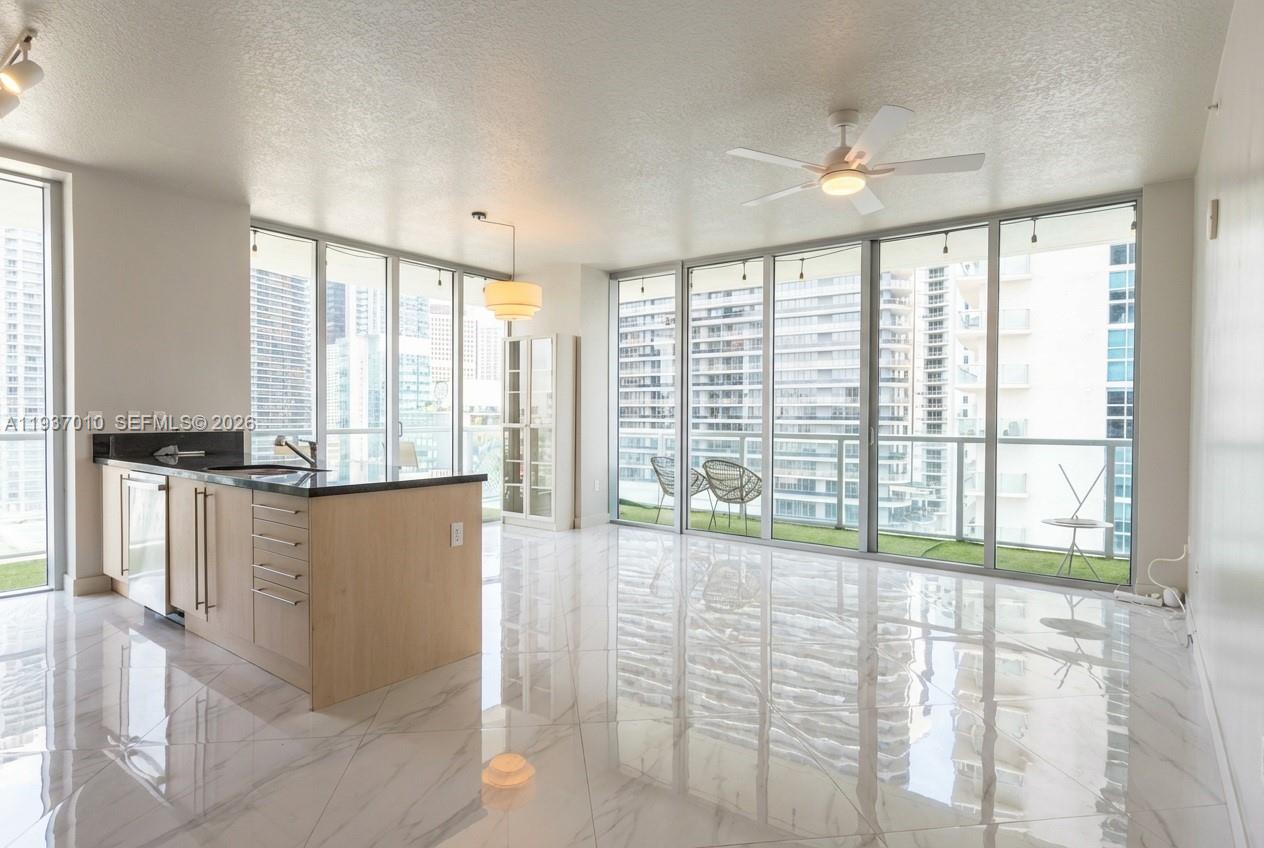 1111 SW 1st Ave 2420-N
