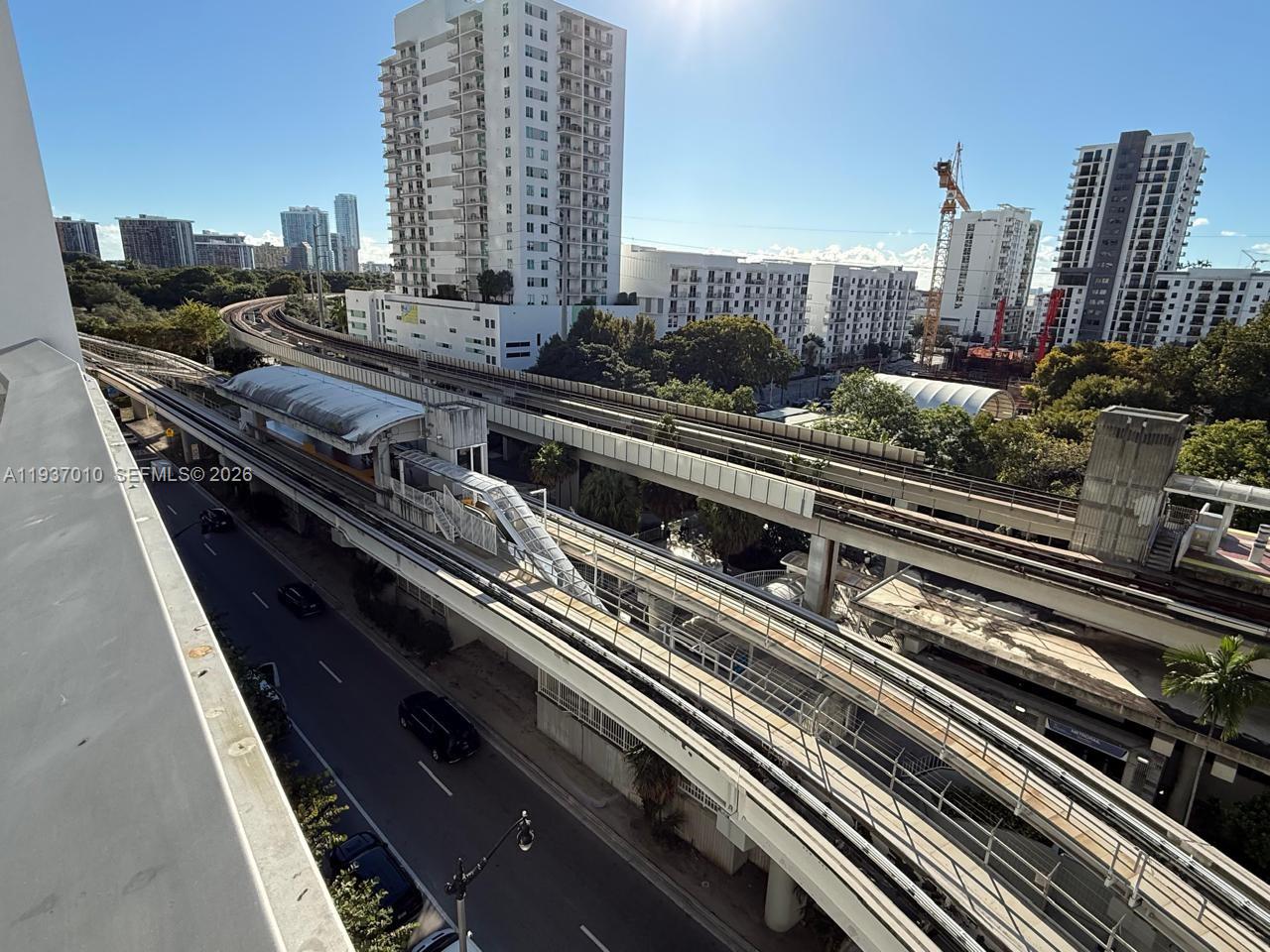 THE AXIS ON BRICKELL II C - Residential