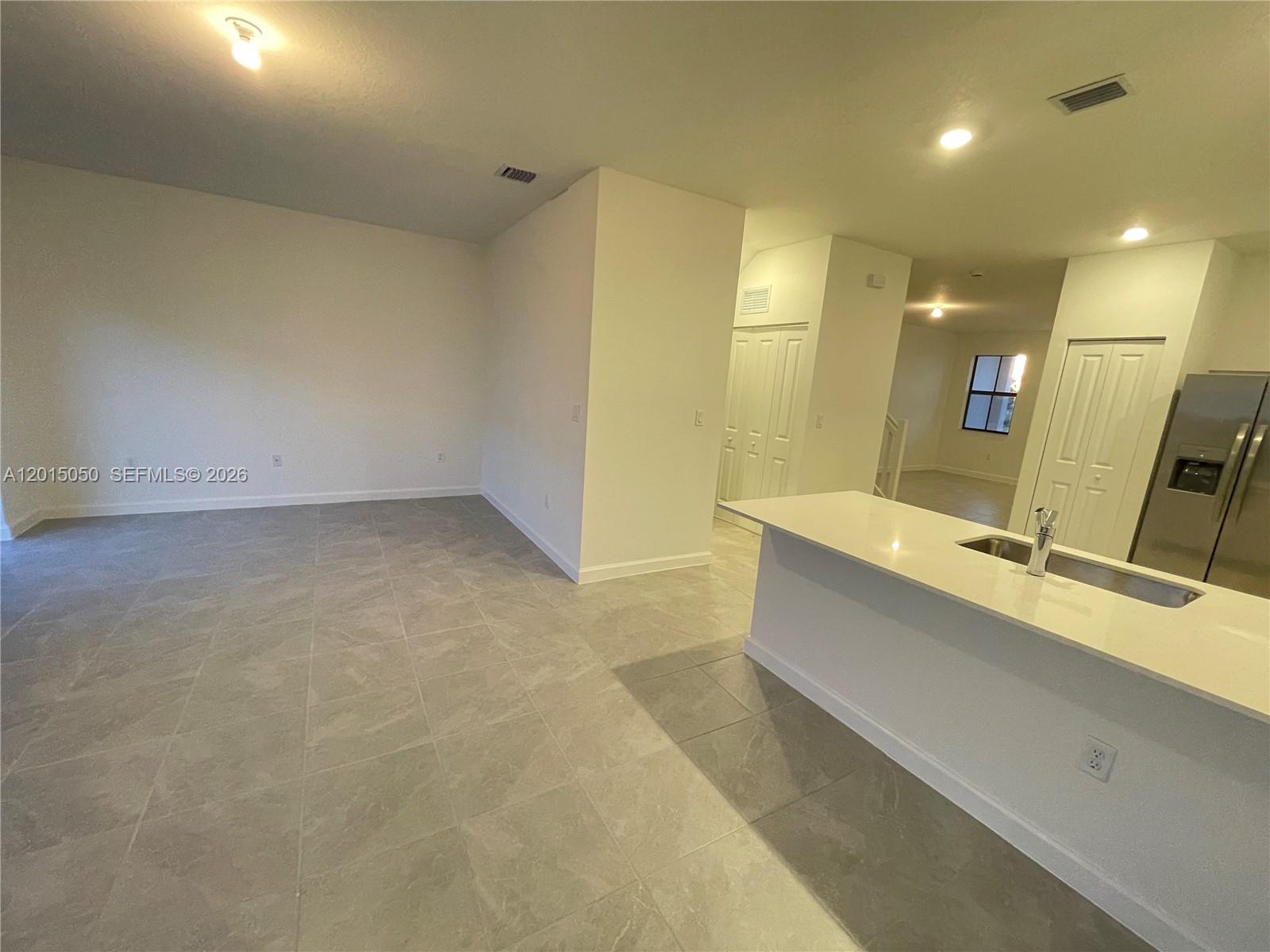 SIENA RESERVE NORTH - Residential Lease
