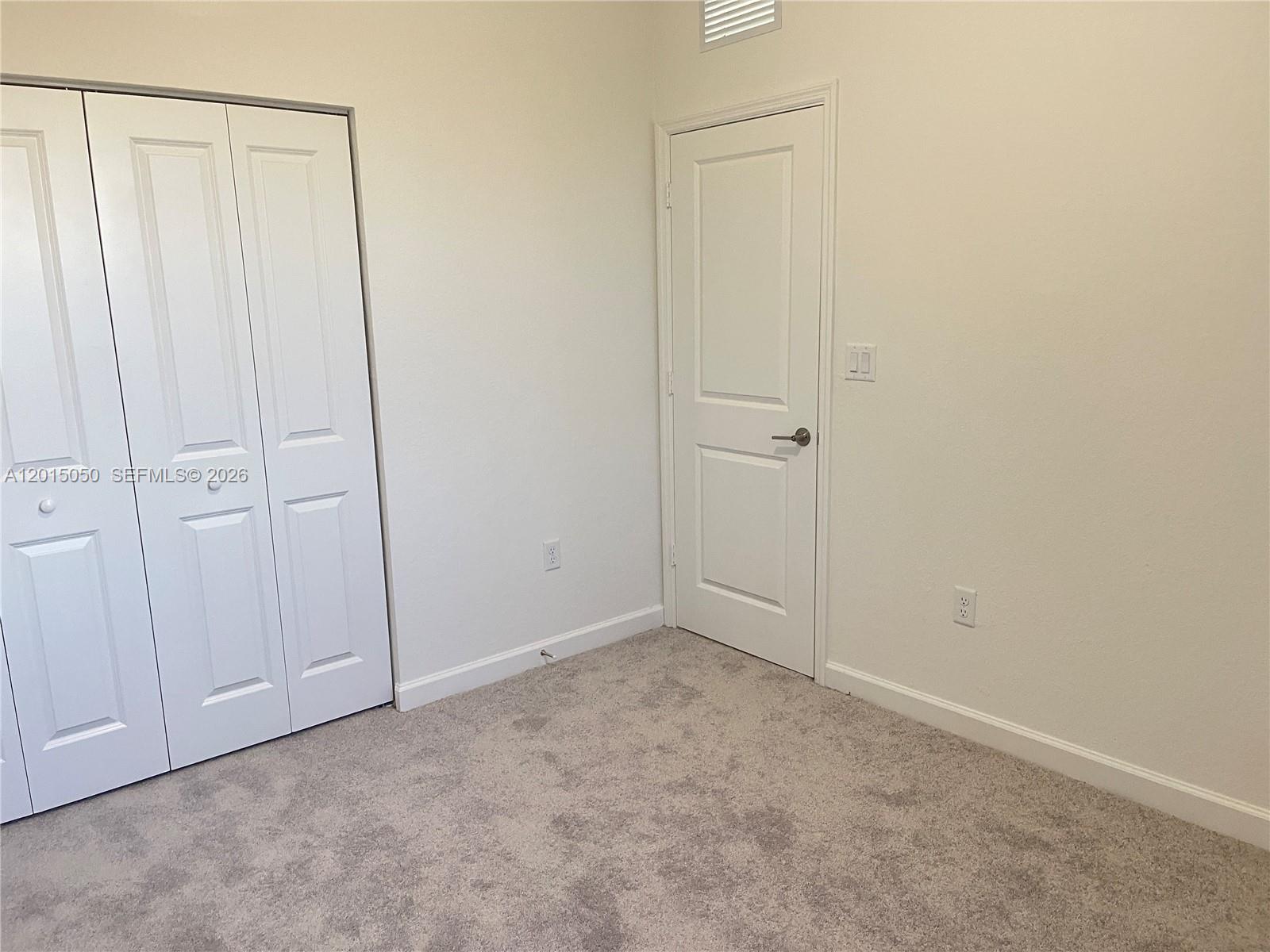SIENA RESERVE NORTH - Residential Lease