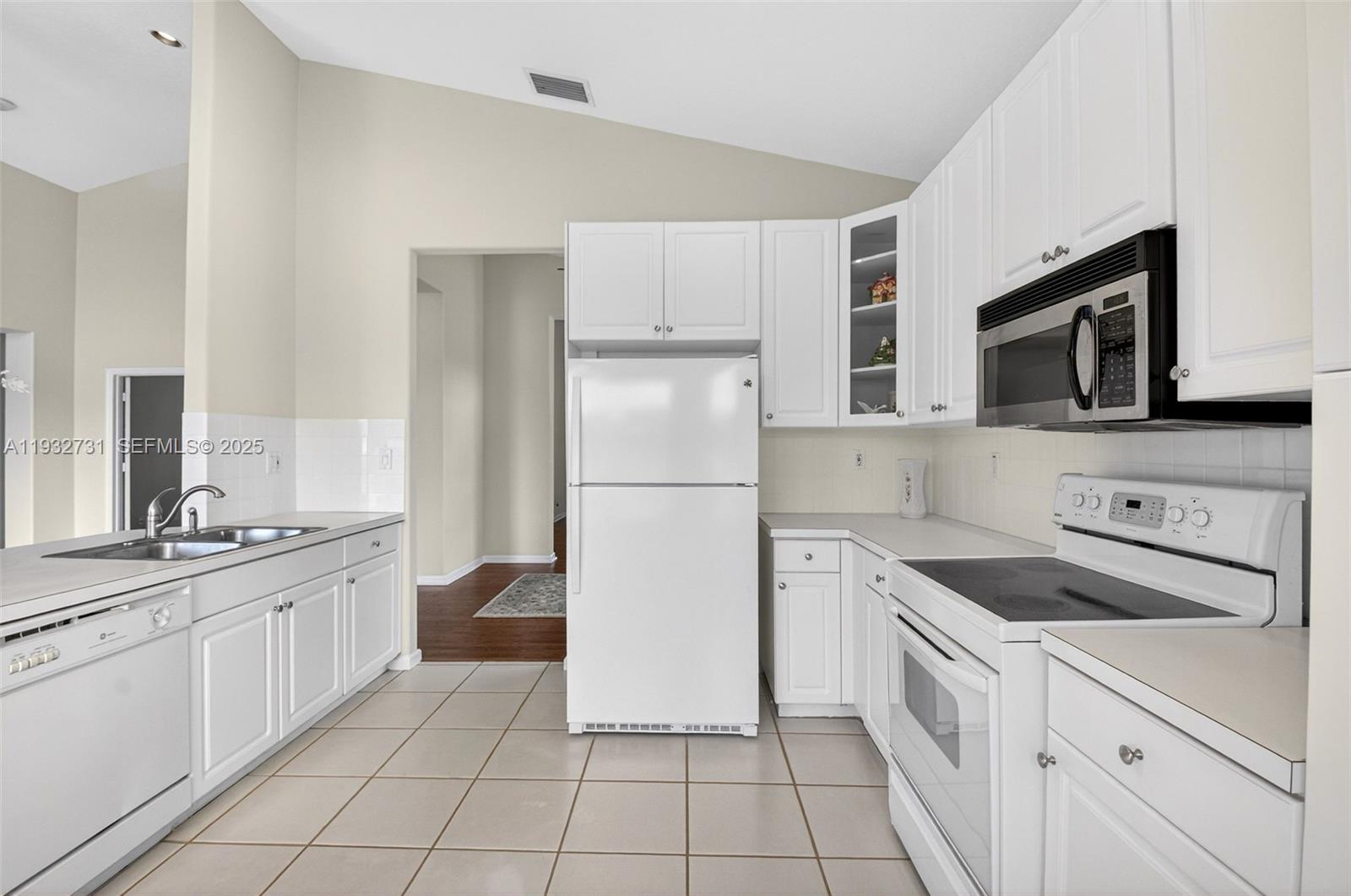 JOURNEYS END 2 - Residential