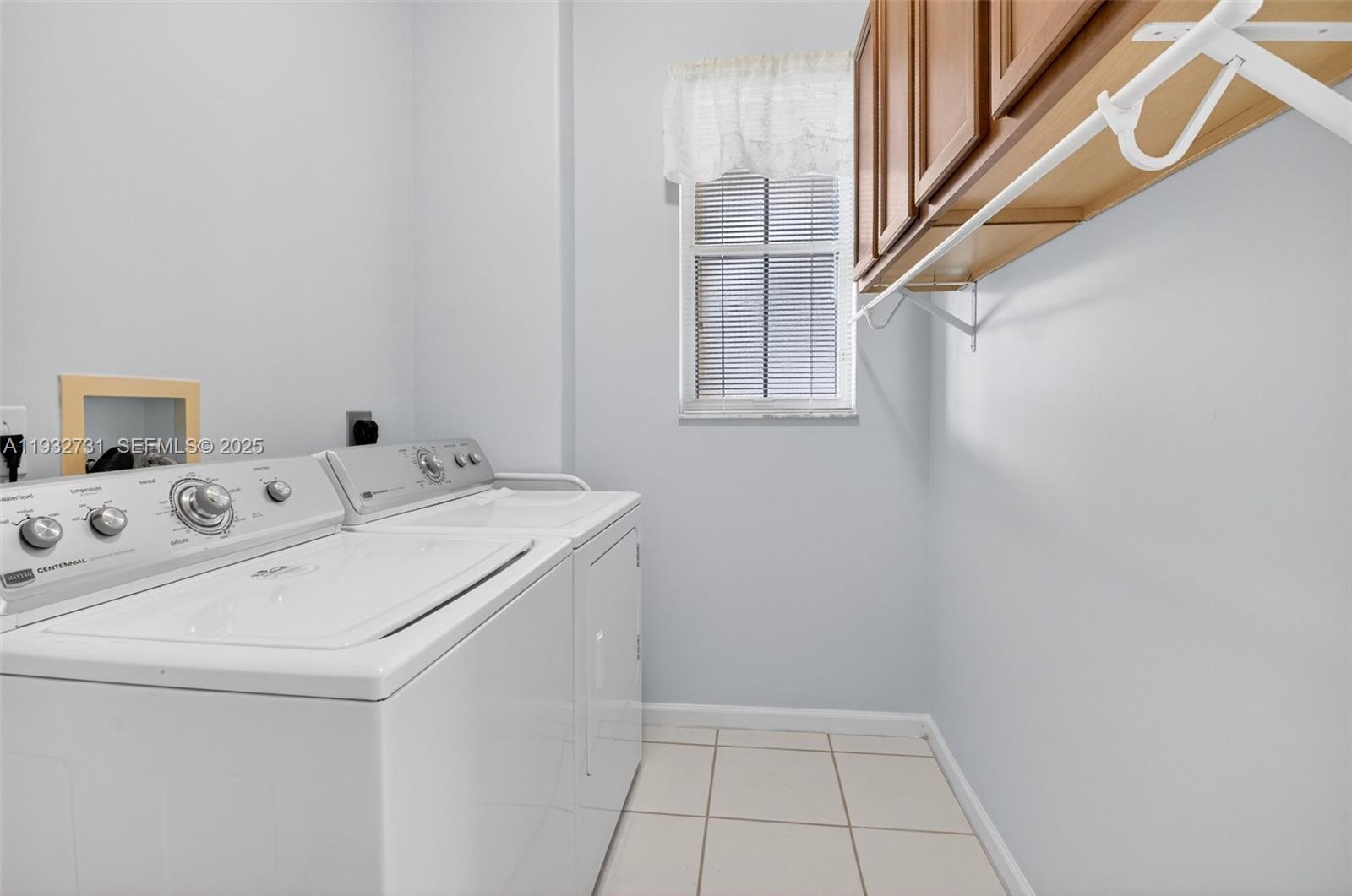 JOURNEYS END 2 - Residential