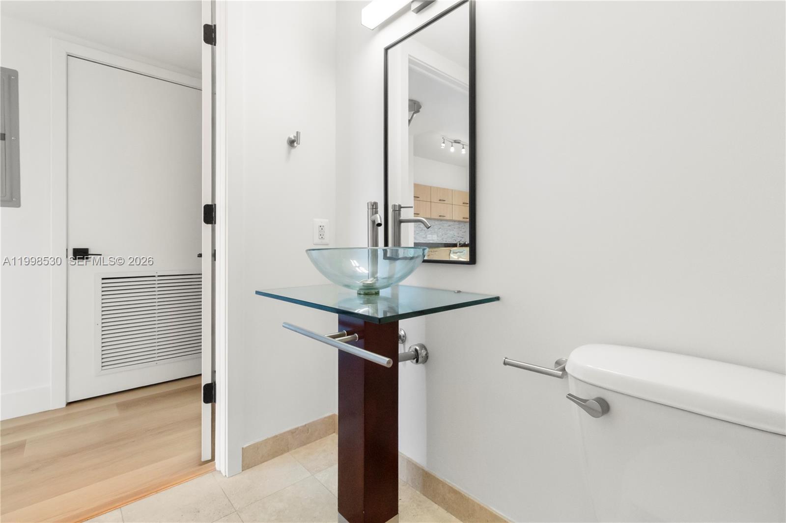 WIND CONDO - Residential