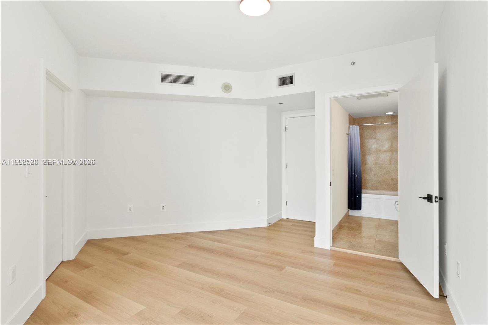 WIND CONDO - Residential