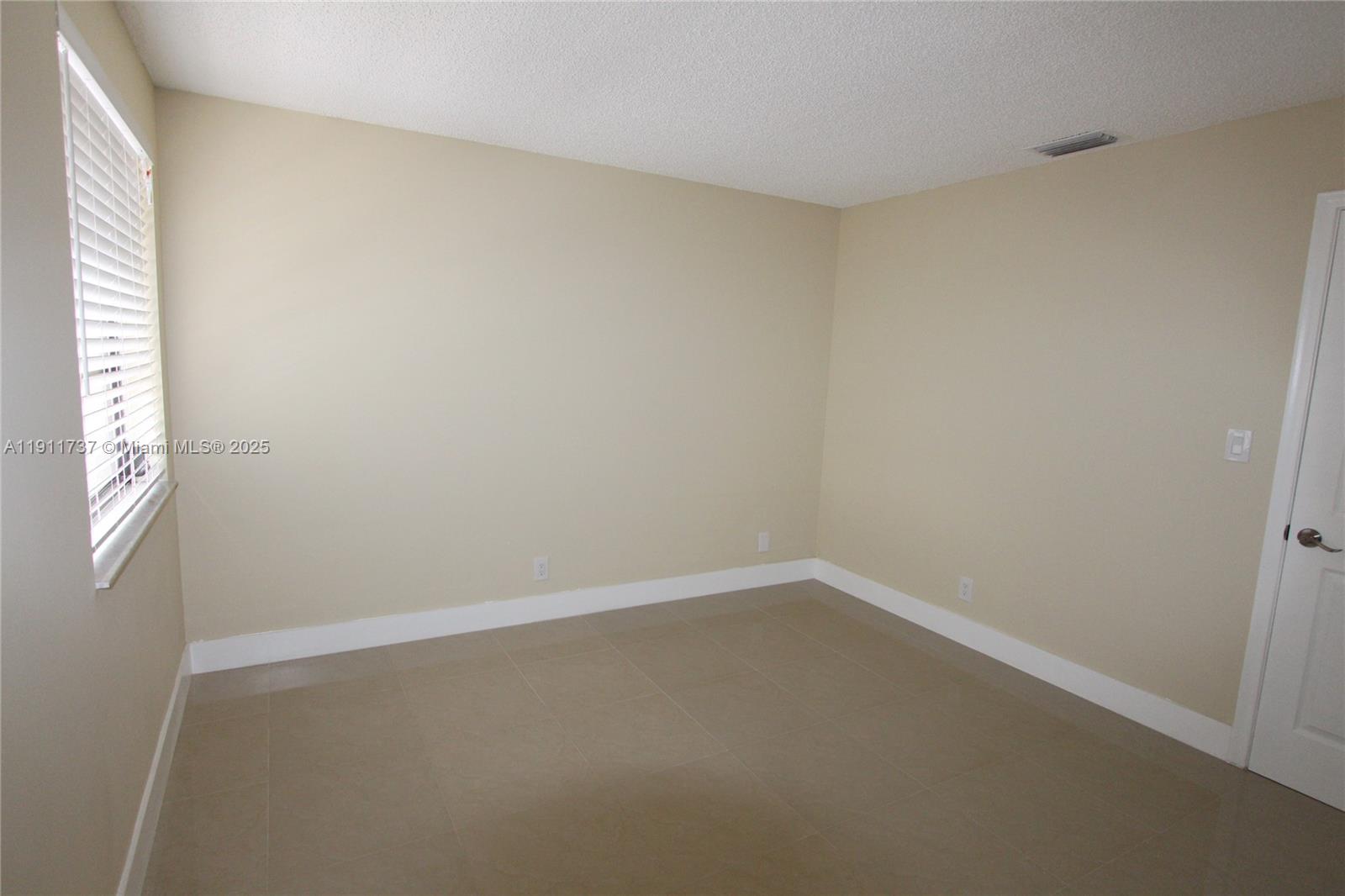 Pines Of Oakland - Residential Lease