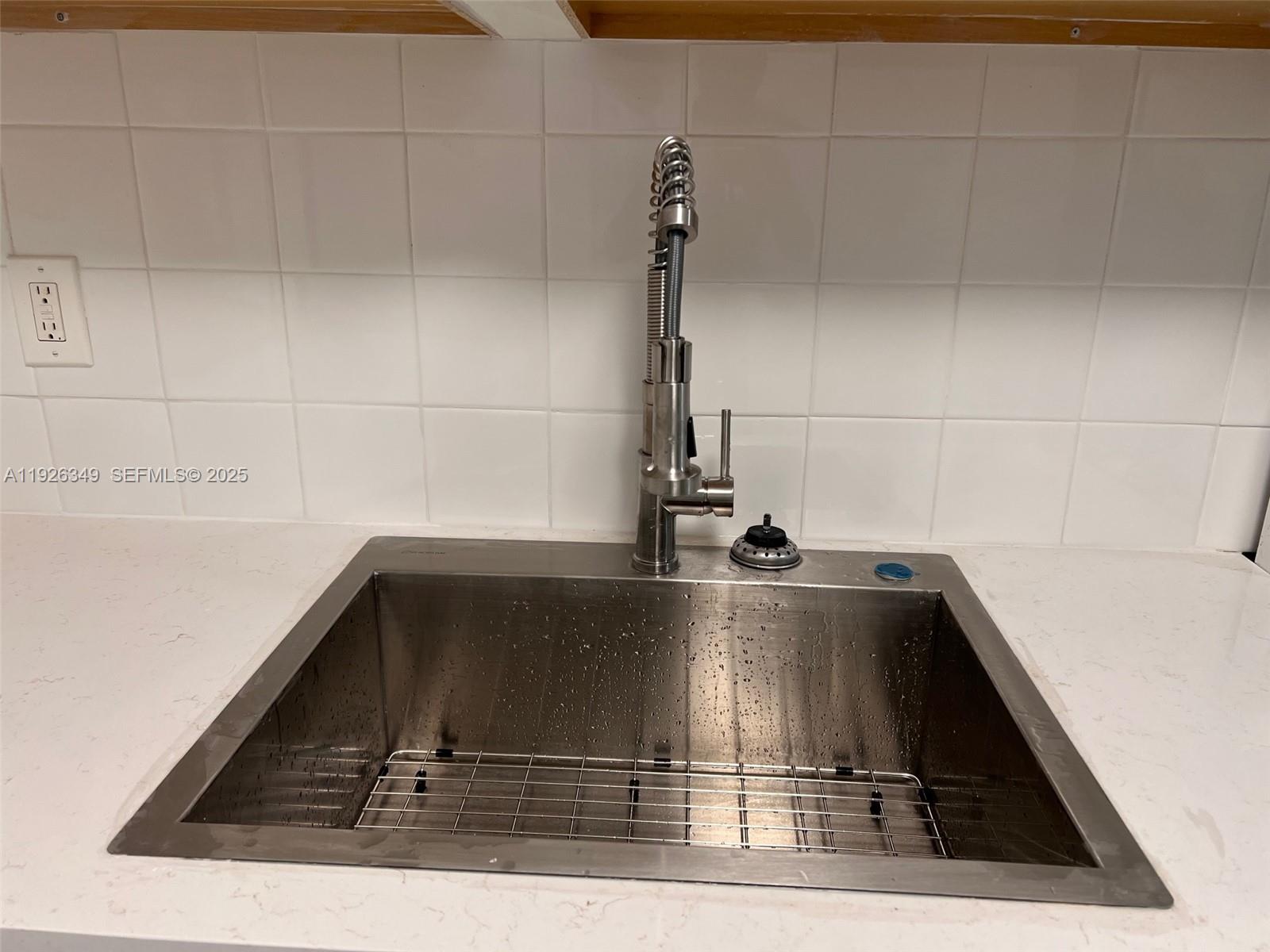 GABLES EDGE CONDO - Residential