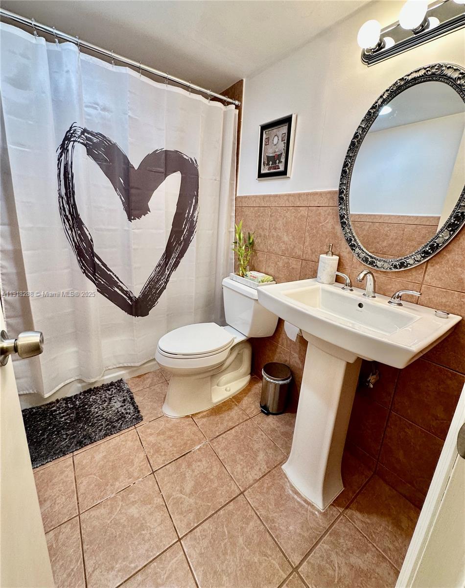 PARK PLACE CONDOMINIUM NO - Land