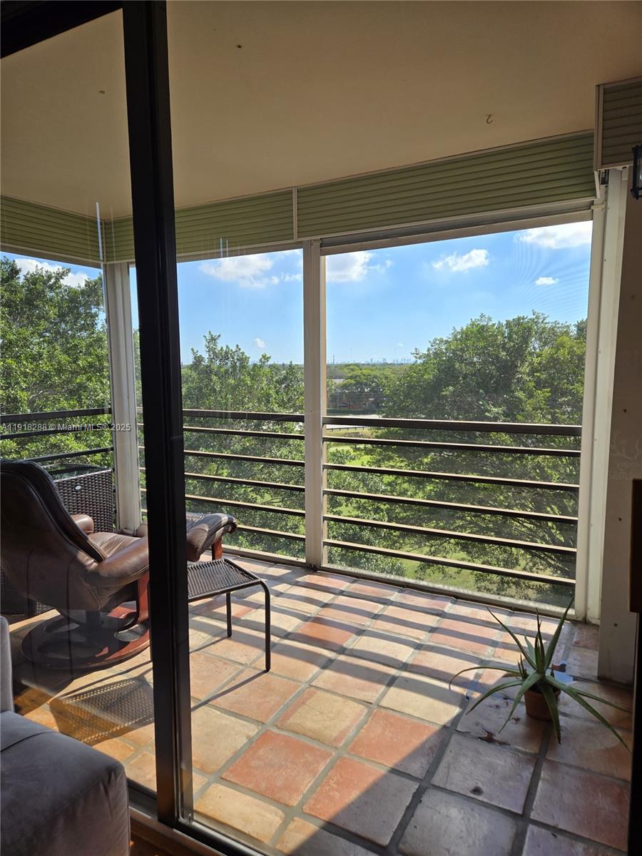 PARK PLACE CONDOMINIUM NO - Land