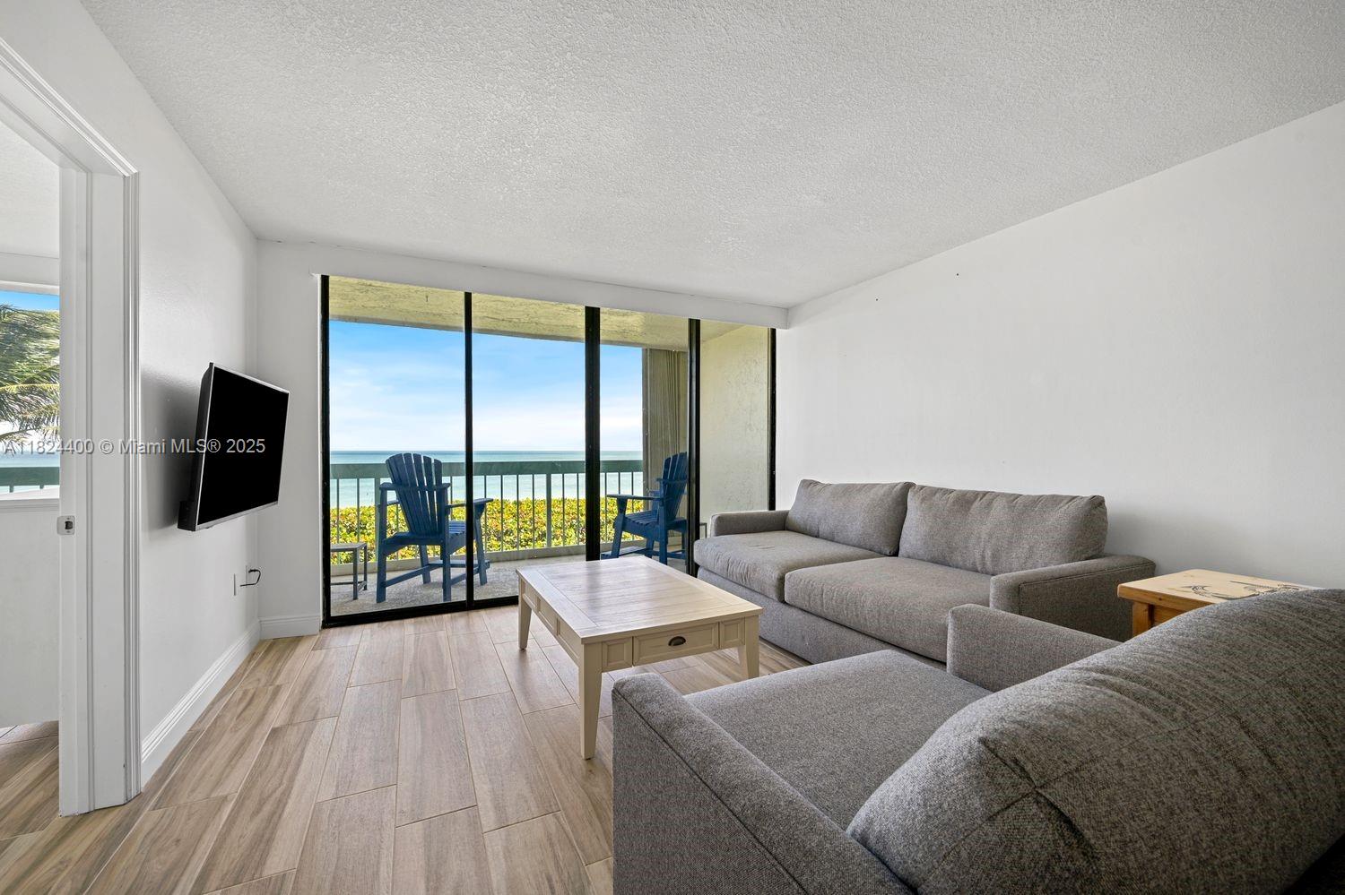 9940 S Ocean Dr 202