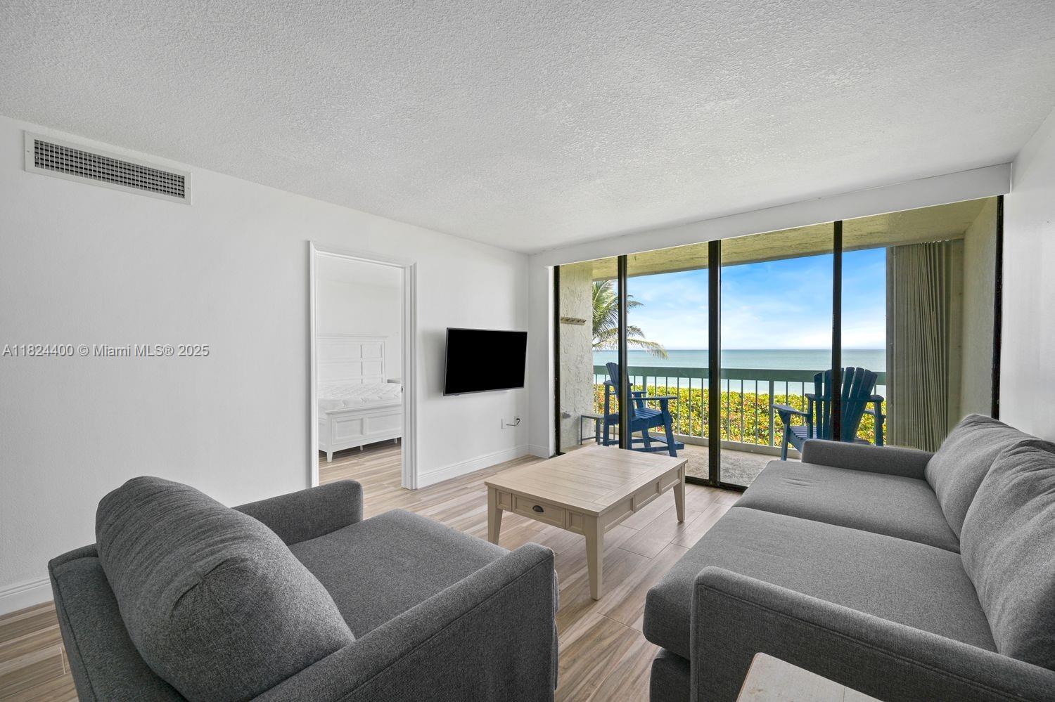 9940 S Ocean Dr 202