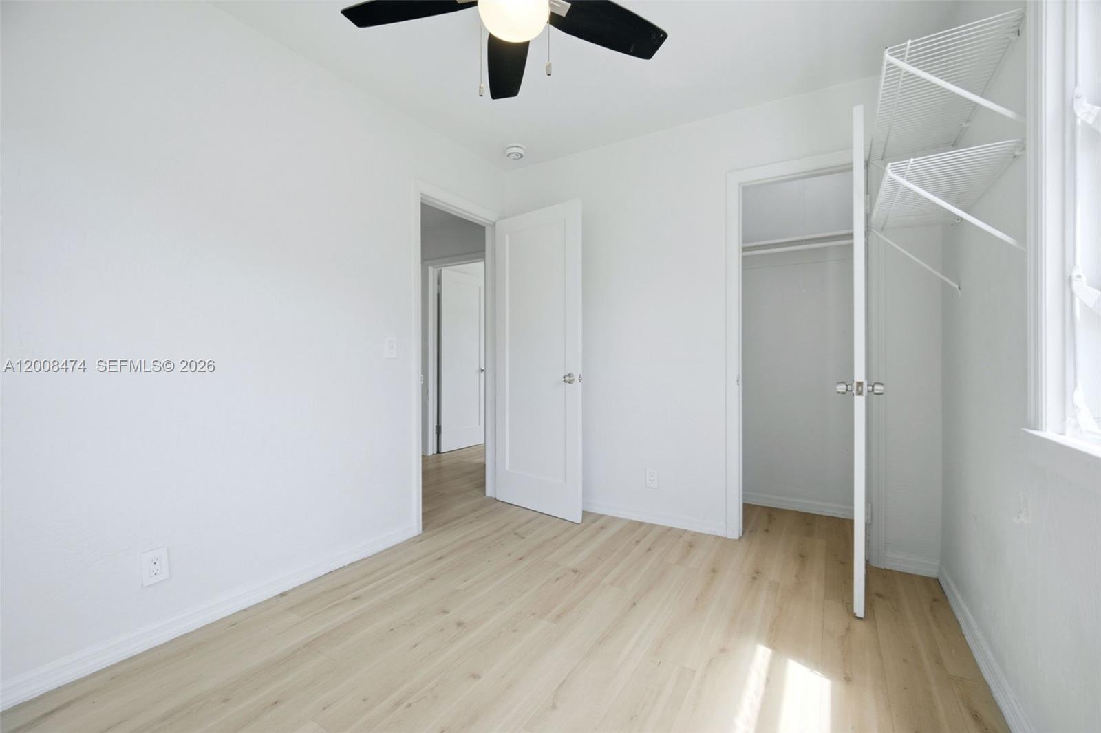 HOLLYWOOD LITTLE RANCHES - Residential