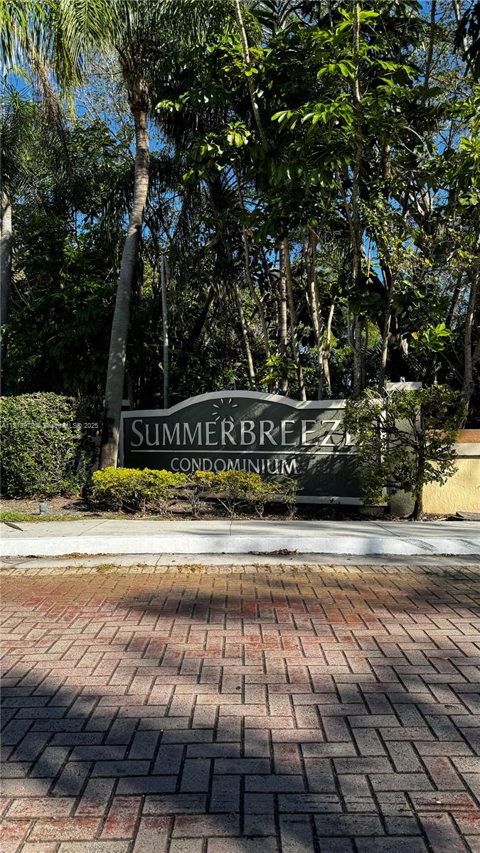 SUMMERBREEZE CONDO - Residential Lease
