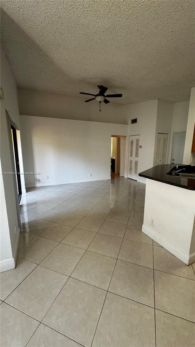 SUMMERBREEZE CONDO - Residential Lease