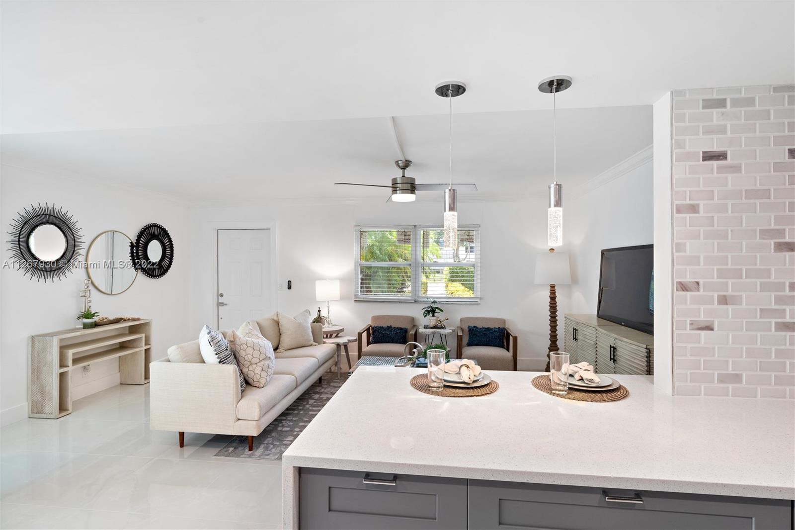 KINGS POINT - Residential