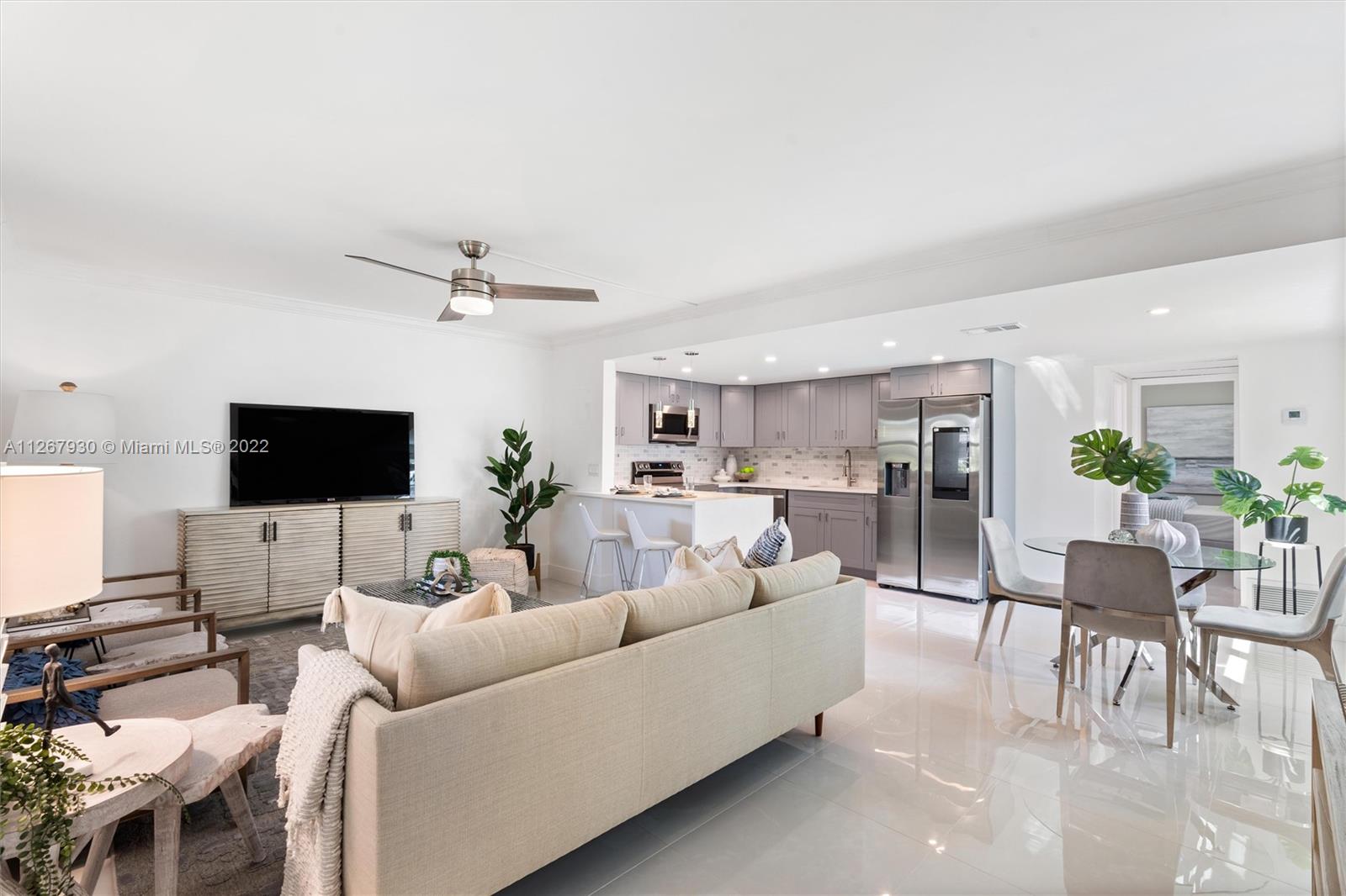 KINGS POINT - Residential