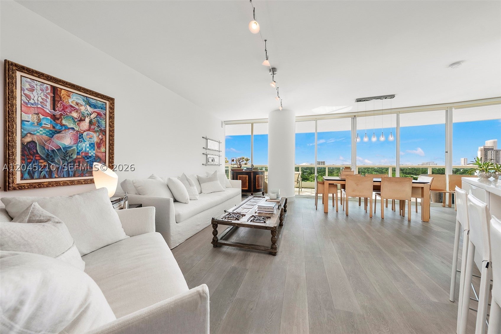 2127 Brickell Ave