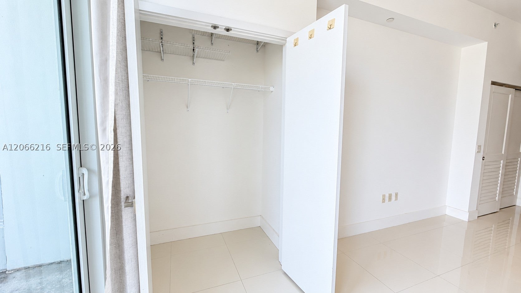 1080 Brickell Ave 2805