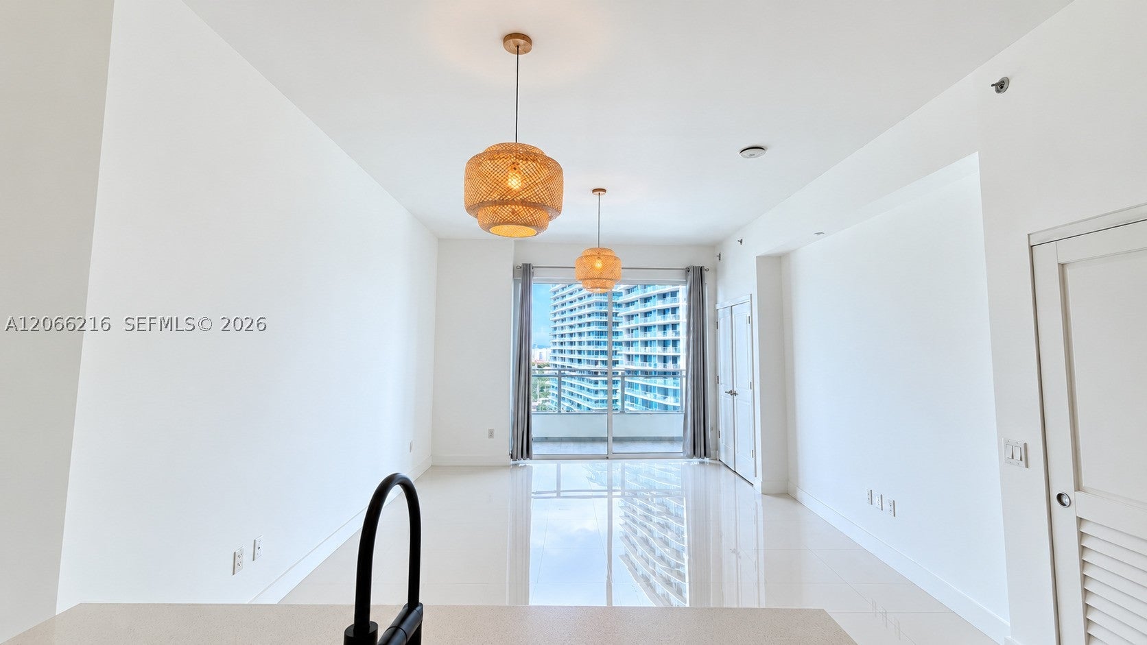 1080 Brickell Ave 2805