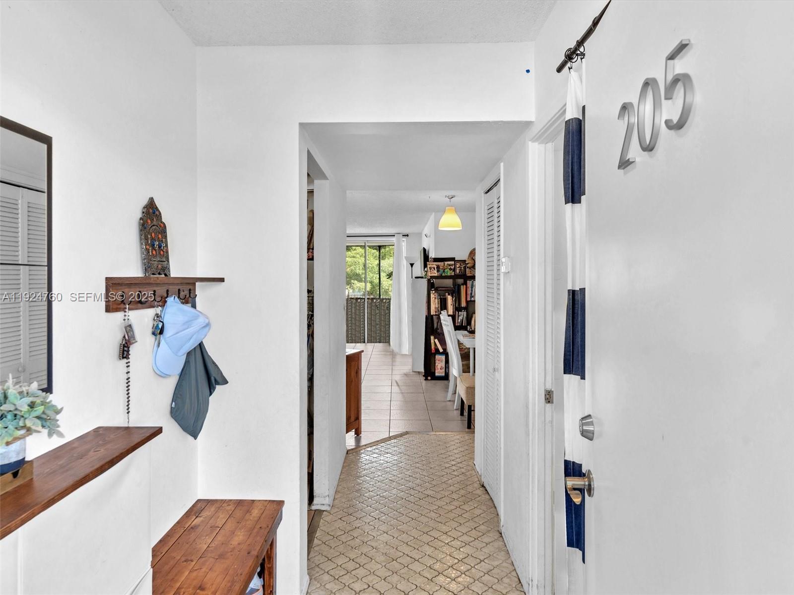 JADE WINDS GROUP - - Residential