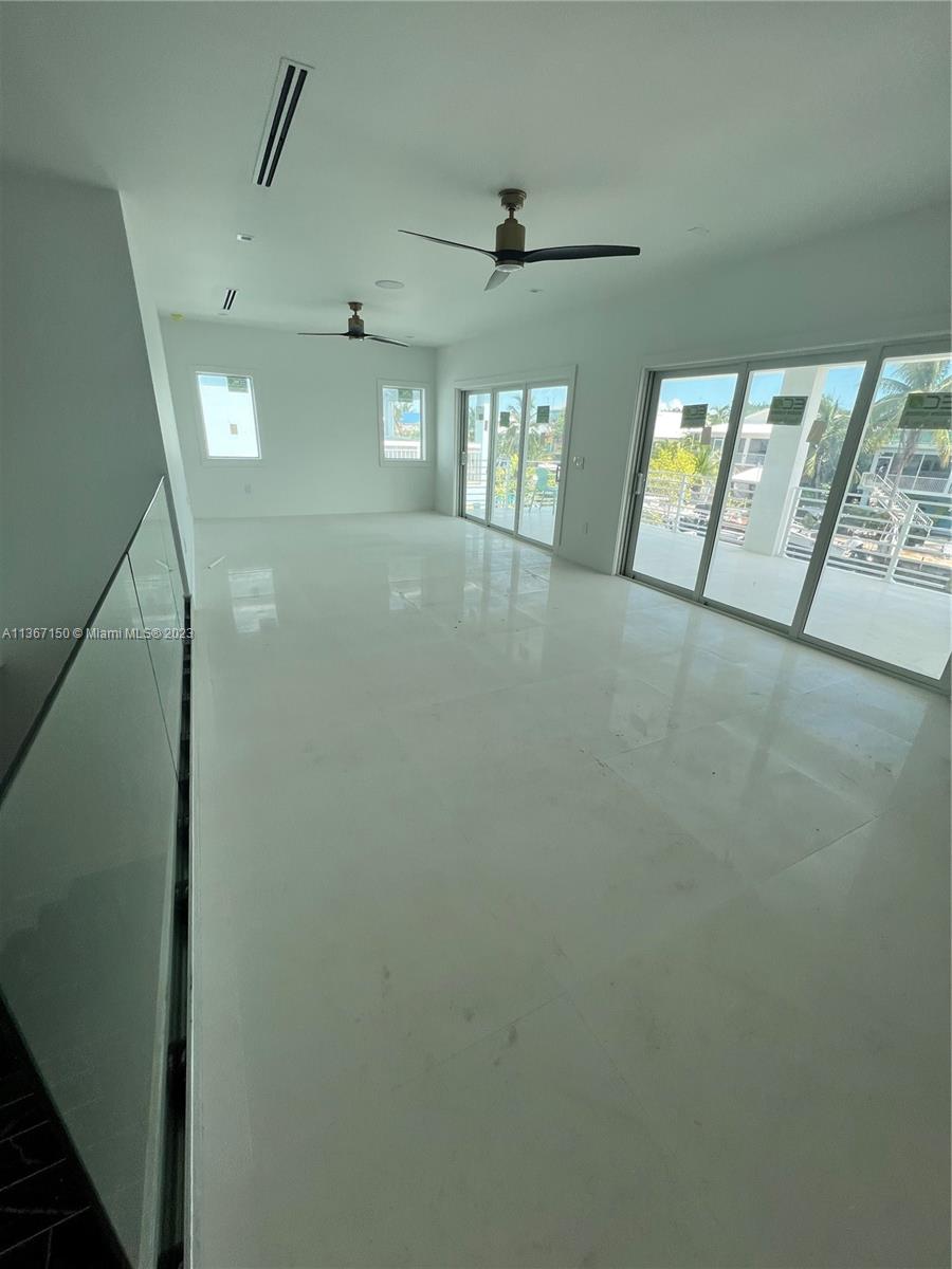 LAKE HARBOR 1ST ADD - Residential