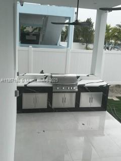LAKE HARBOR 1ST ADD - Residential