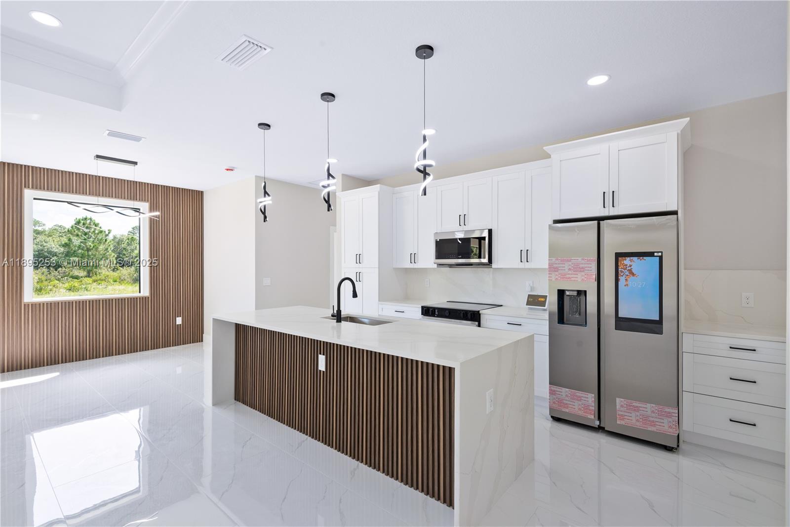 View photos, virtual tours, details... 218 Irving