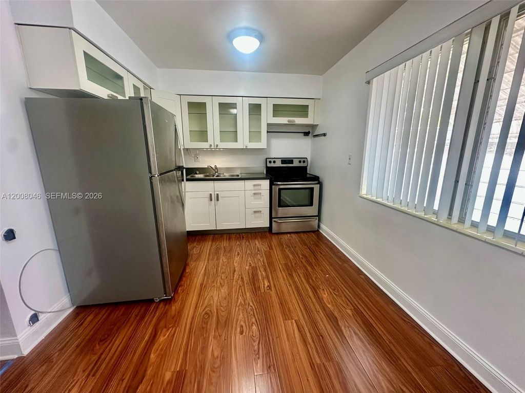 Photo of 1520 Garfield St #1-2, Hollywood, FL 33020 (MLS # A12008046)