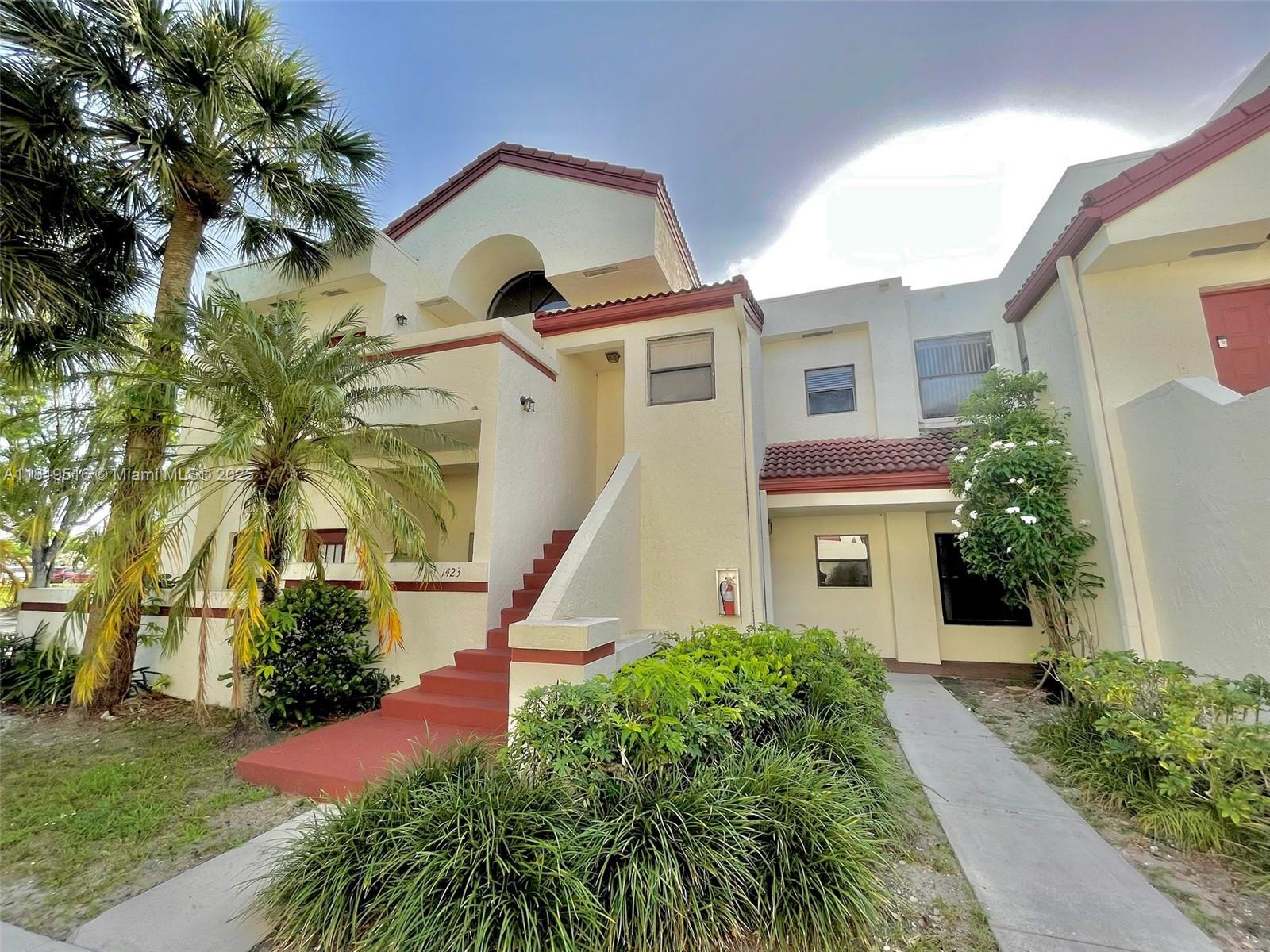 1423 Avon Ln 109, North Lauderdale, Miami-Dade County, Florida - 1 Bedrooms  
2 Bathrooms - 