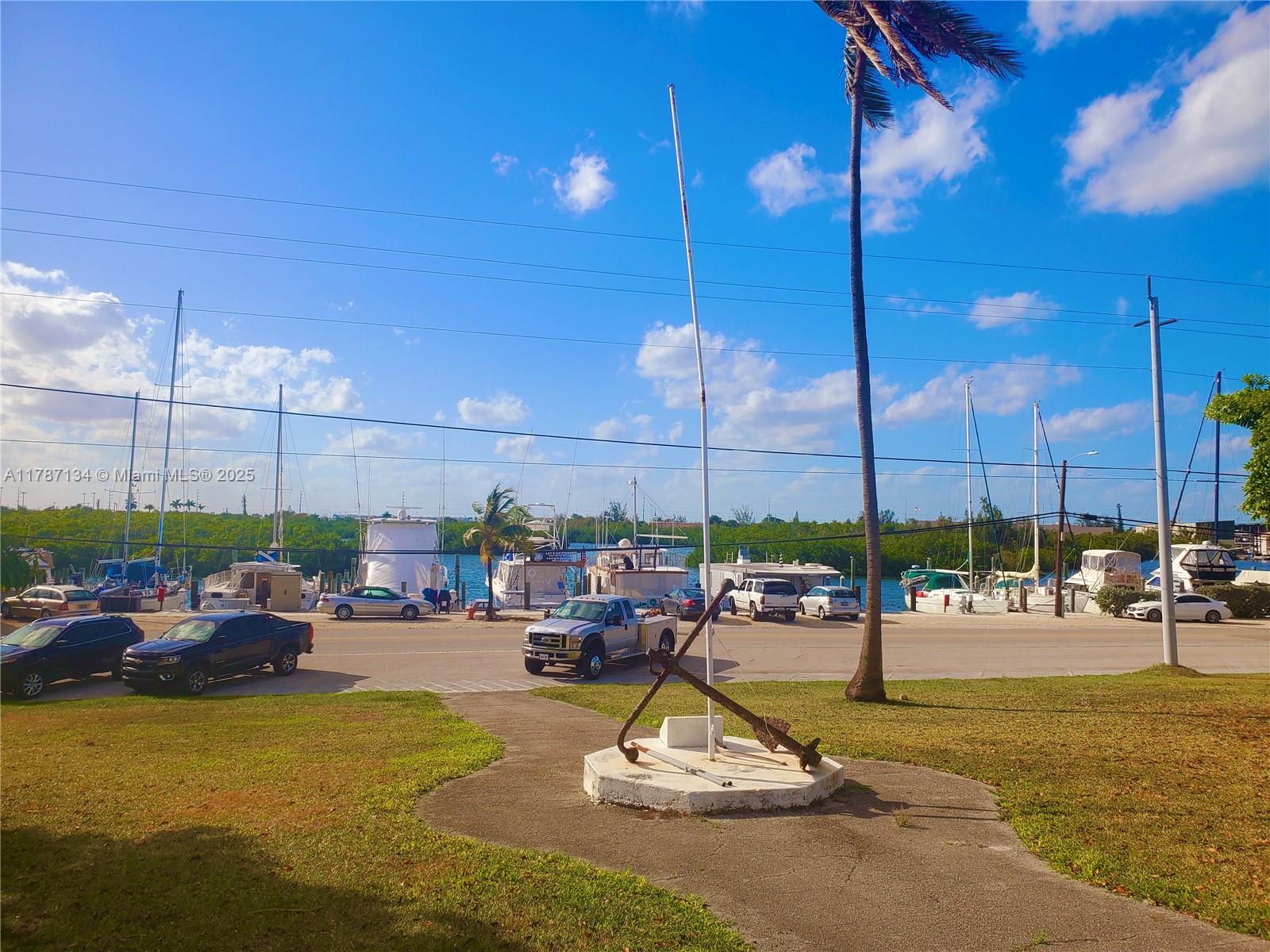 FLAMINGO ISLAND EST AMD P - Land